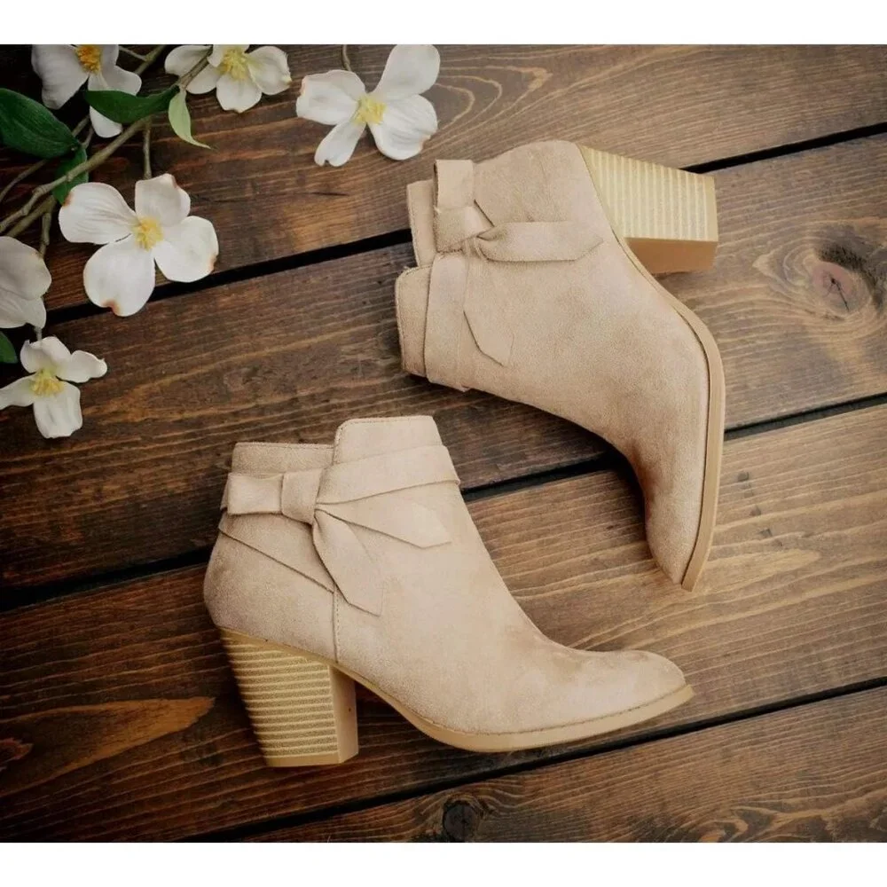 Women's Beige Synthetic Tie Knot Stacked Heel Chelsea Pump Ankle Boots Shoes